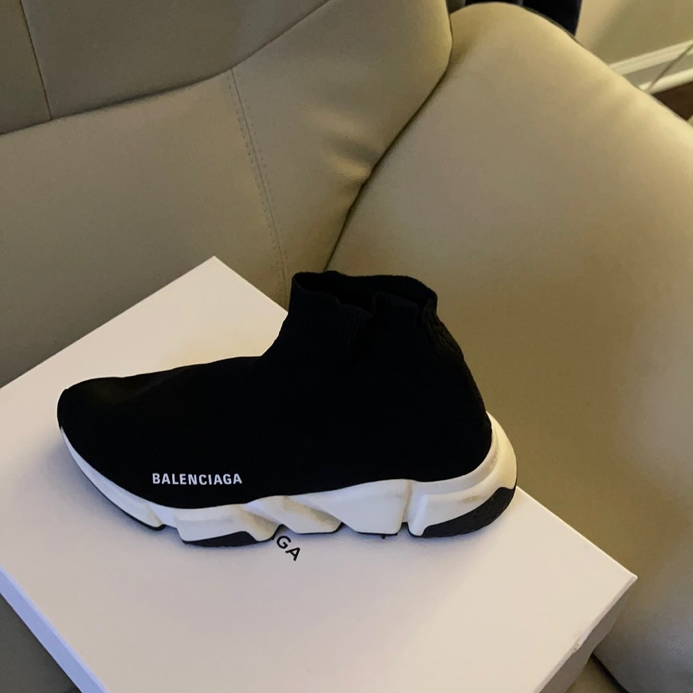 Balenciaga sneaker! Size 8